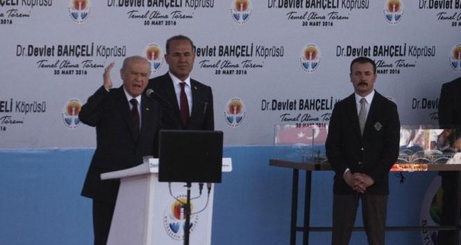 Mimarlar Odası Bahçeli Köprüsü'ne karşı