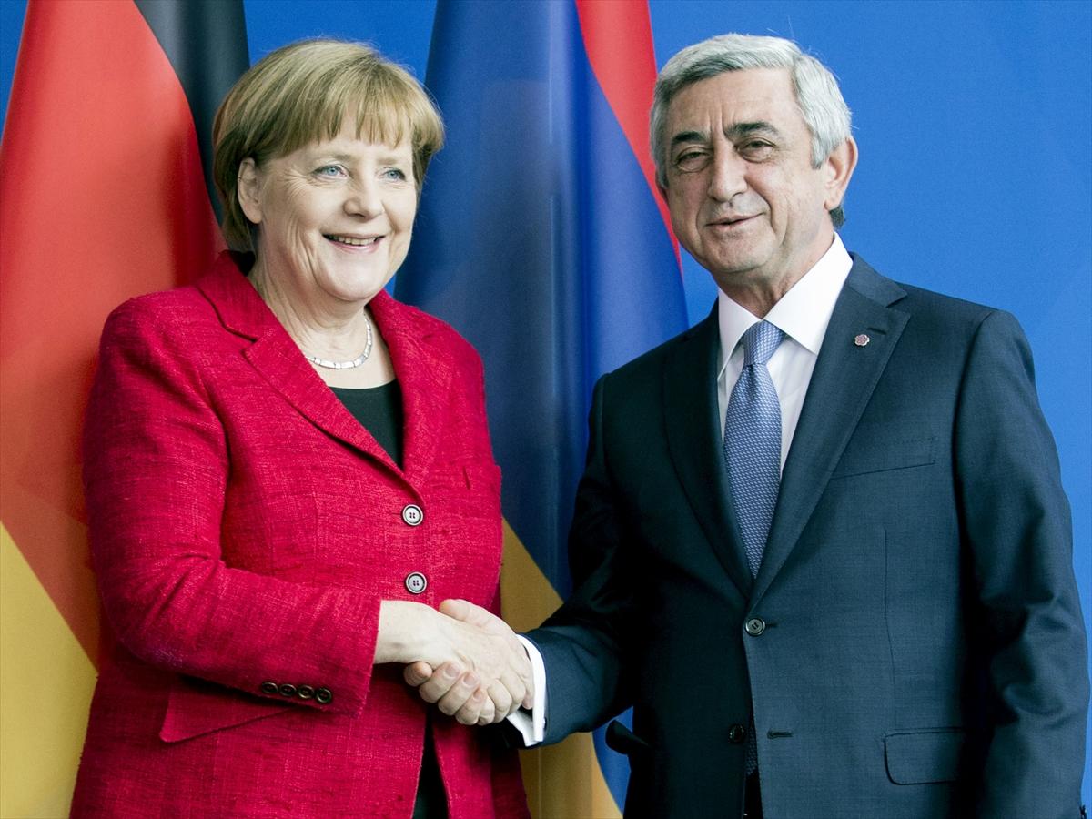 Merkel: Soykırım tasarısı Meclis'e geliyor