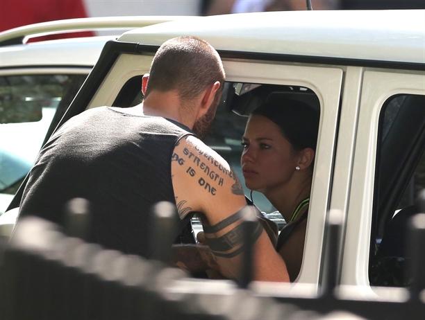 Adriana Lima aşka geldi