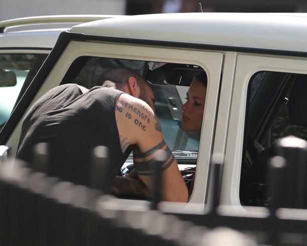 Adriana Lima aşka geldi