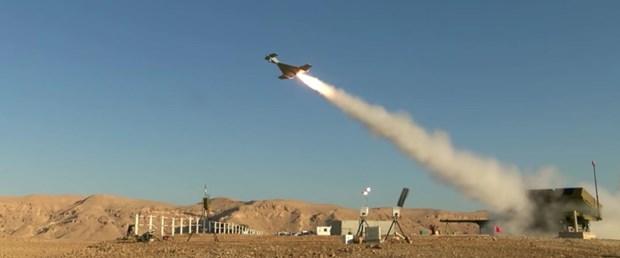 Azerbaycan Ermeni hedeflerini kamikazelerle vurdu