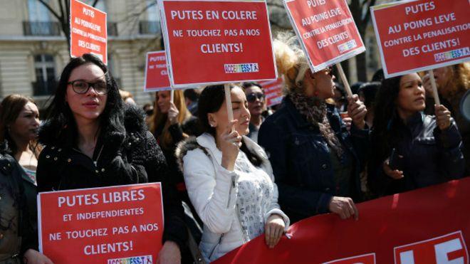 Fransa'da para karşılığı seks yasaklandı