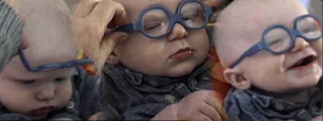 Annesini ilk kez gören bebeğin mutluluğu