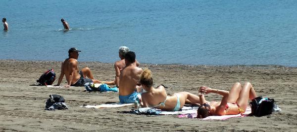 Marmaris plajları hareketlendi