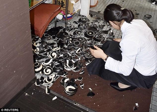 Japonya'da deprem: Ölü ve yaralılar var