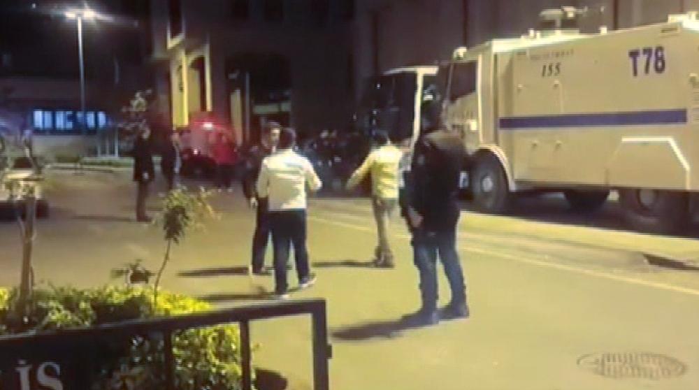 AK Parti İstanbul İl Merkezi'nin bahçesinde patlama