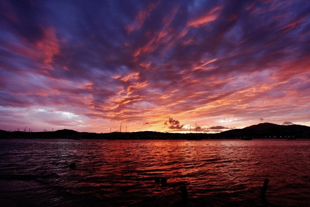 Bodrum'da gün batımı izleyenleri büyüledi