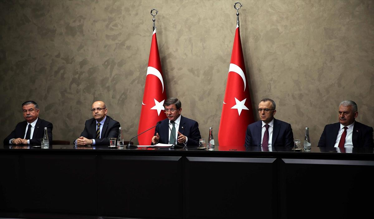 Başbakan'dan yeni anayasa mesajı