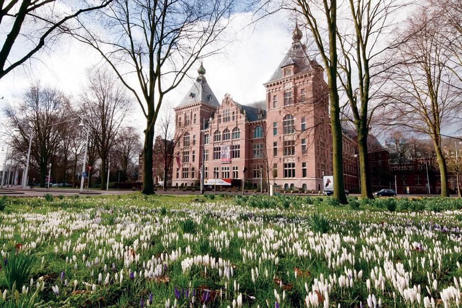 Amsterdam'da kültür ve eğlence bir arada