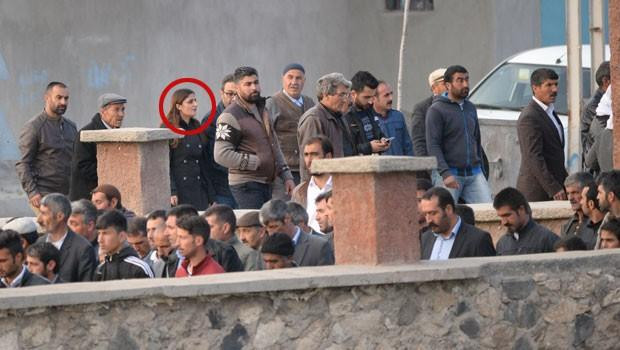Terörist cenazesine katılan HDP'li vekil konuştu
