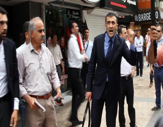 Adana'da MHP'lilerin basın açıklamasından sonra arbede