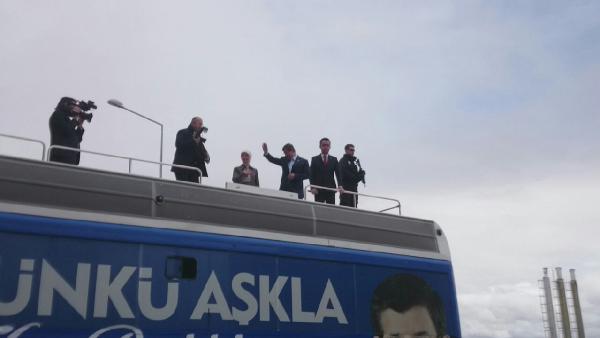 Başbakan Davutoğlu Konya'da hemşerilerine seslendi