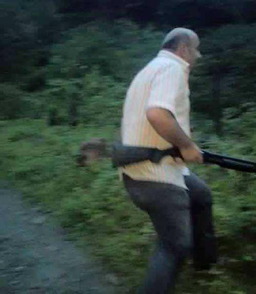 Giresun'da halk silahını alıp terörist aradı