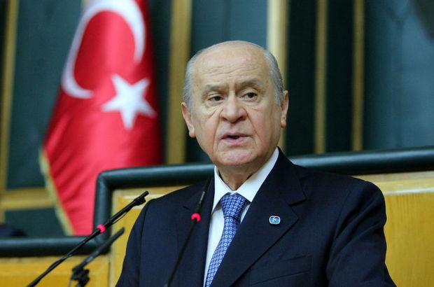 Devlet Bahçeli'den Başbakan'ın ayrılma kararına yorum