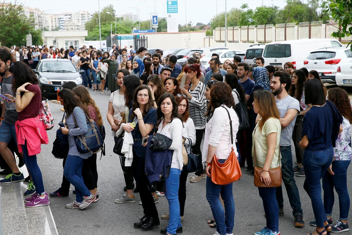 Aziz Sancar'dan gençlere tavsiye: Bilimle uğraşın