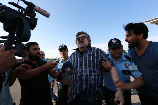 Kemal Kılıçdaroğlu Antalya'da protesto edildi
