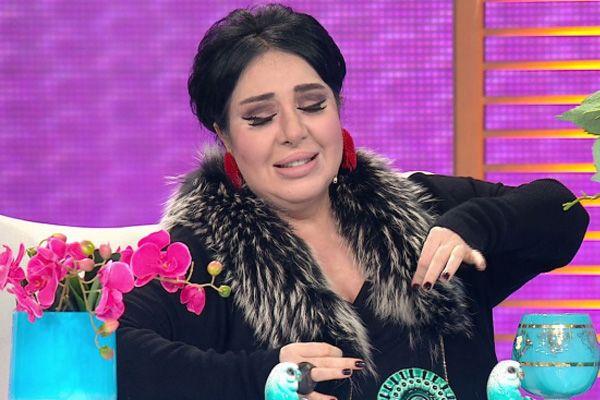 Nur Yerlitaş kimdir