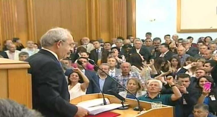 CHP grup toplantısında Erdoğan'a hakaret