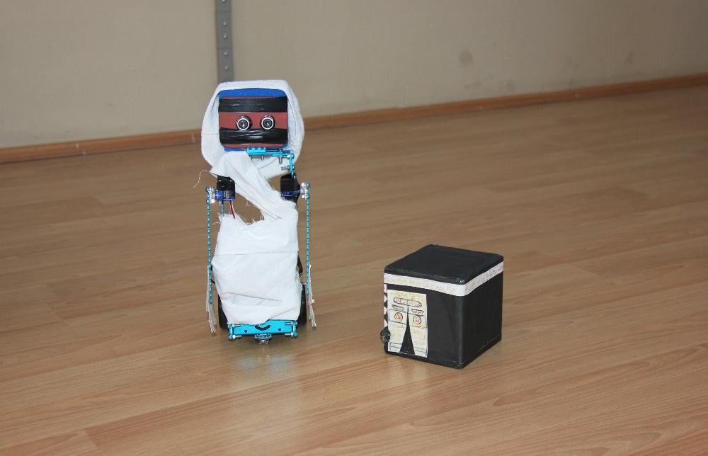 Bingöllü öğrenciler Hacı robot yaptı