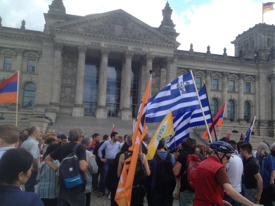 Almanya'ya tepki bildirisine HDP'den imza yok