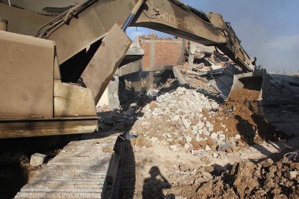 Nusaybin'de teslim olan 42 teröristin silahları bulundu