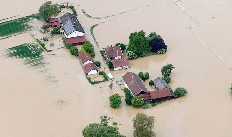 Almanya'da sel felaketi 6 can aldı