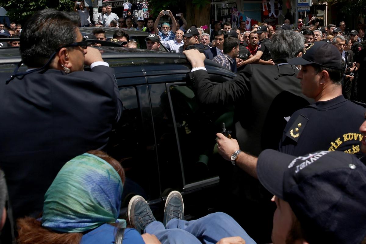 Kılıçdaroğlu'na şehit cenazesinde tepki