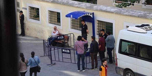 İstiklal Caddesi'ne polis noktaları kuruldu