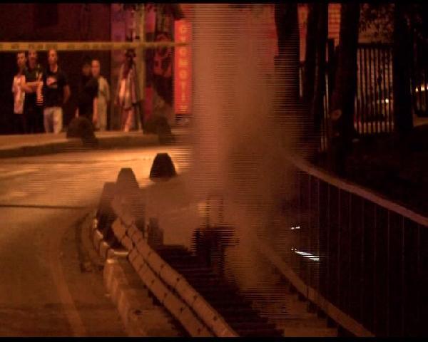 Esenler'de bomba alarmı