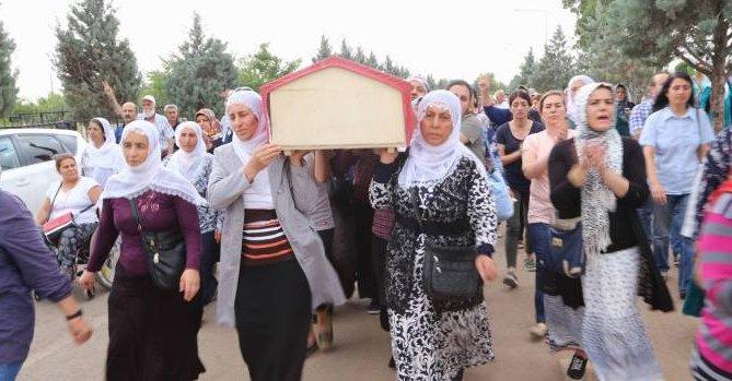 Canlı bomba Diyarbakır'da gömüldü