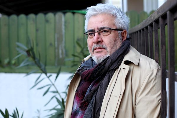 Uğur Yücel kimdir?