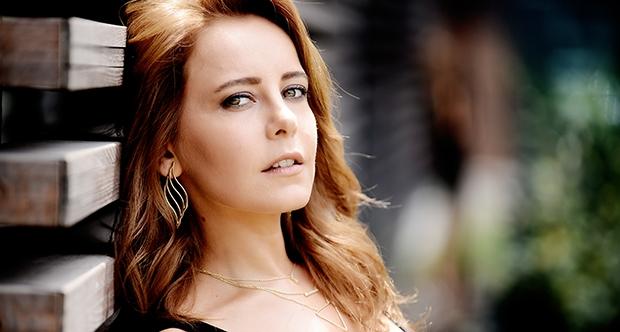 Vildan Atasever kimdir?