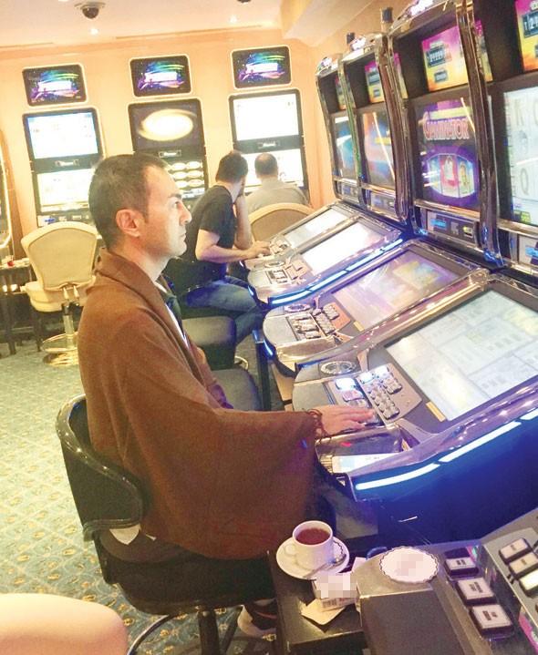 Serdar Ortaç kumarda kazandı