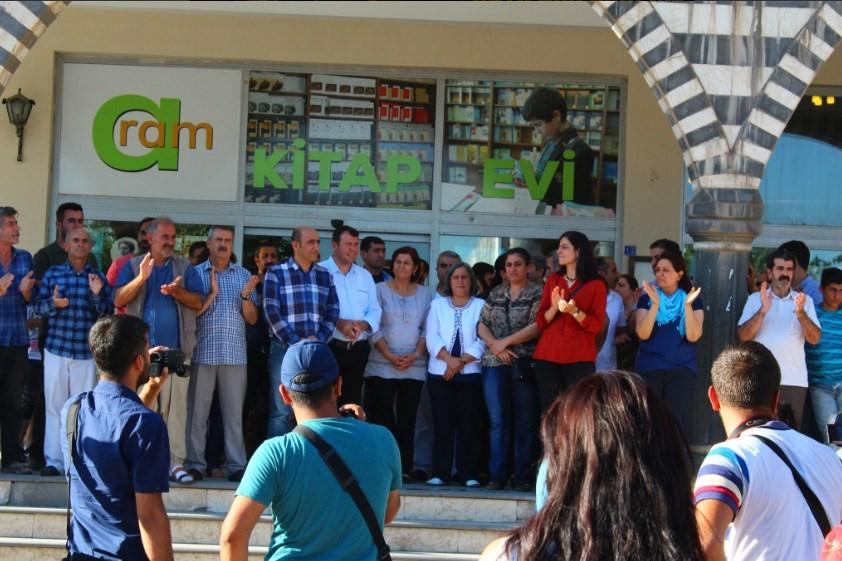 HDP ve DBP'den uyuşturucu operasyonuna karşı eylem