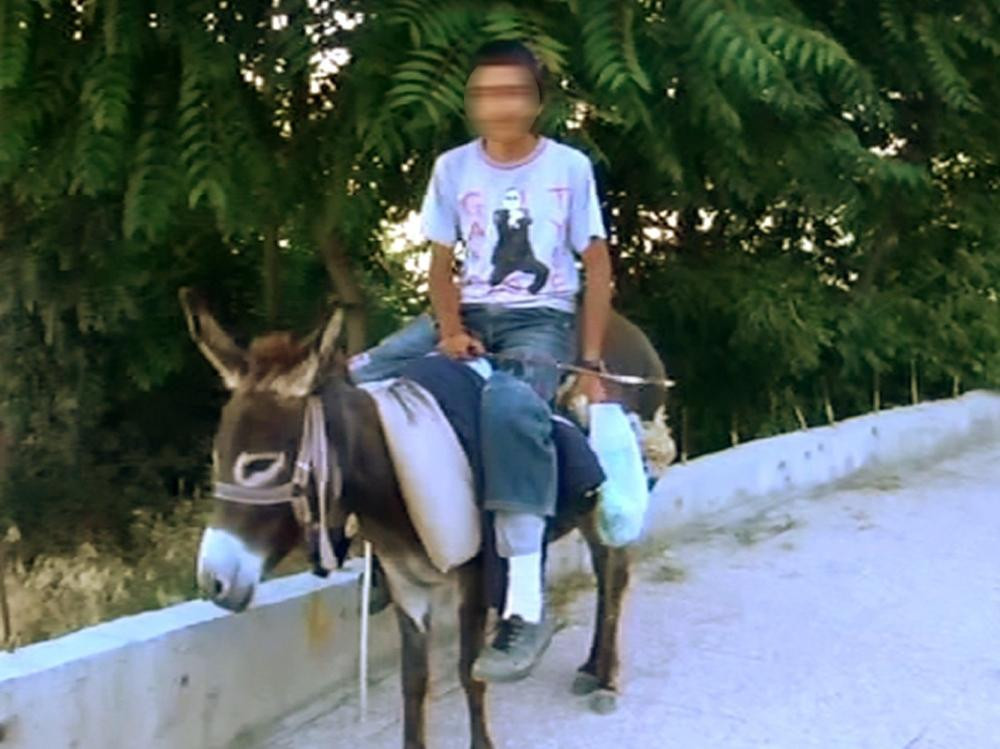 Çorum'da kaybolan çocuk eşekle gittiği Çankırı'da bulundu