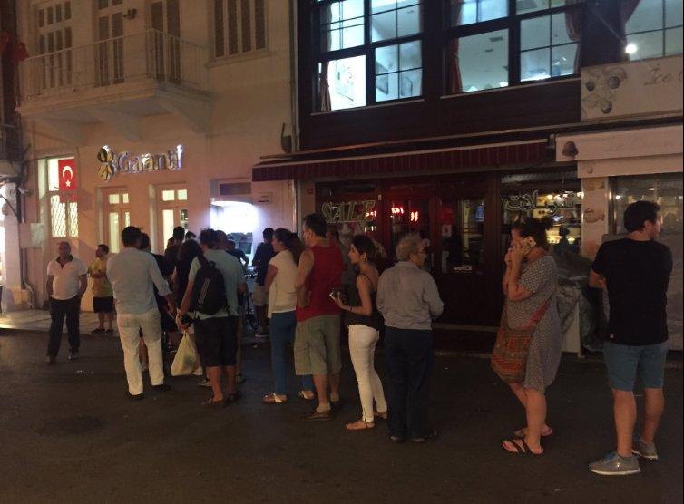 15 Temmuz gecesi ATM'leri boşalttılar