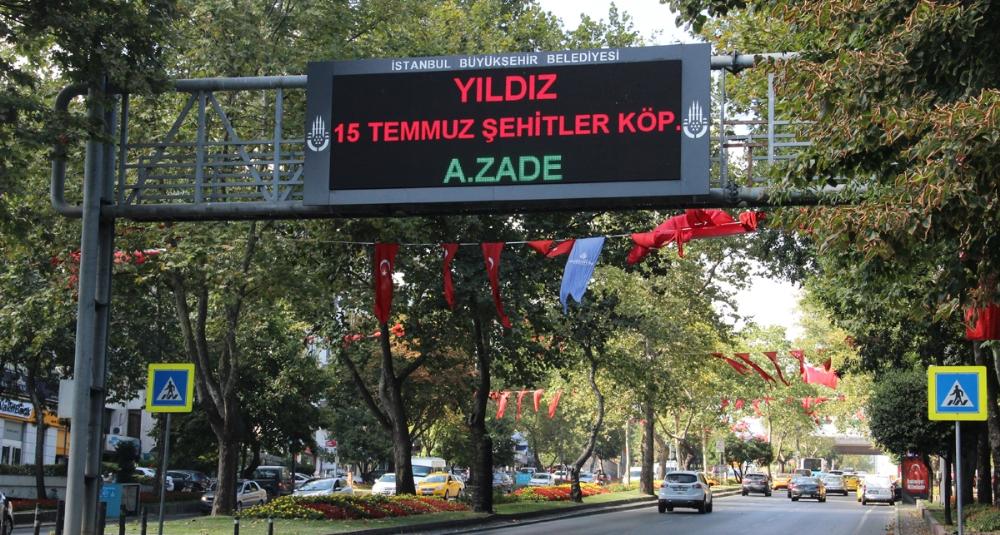 Boğaziçi Köprüsü'nün adı tabelalarda değiştirildi