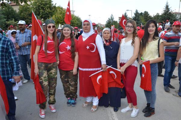 Kırşehir'de tarihi kalabalık