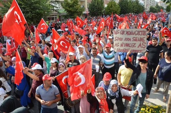 Kırşehir'de tarihi kalabalık