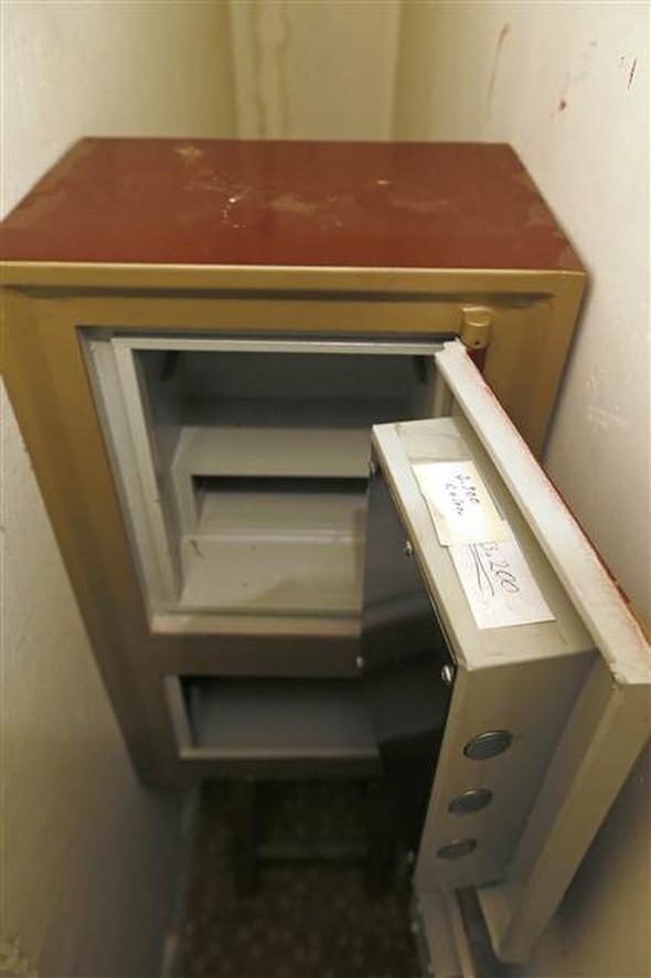 FETÖ'nün okulunda gizli oda bulundu