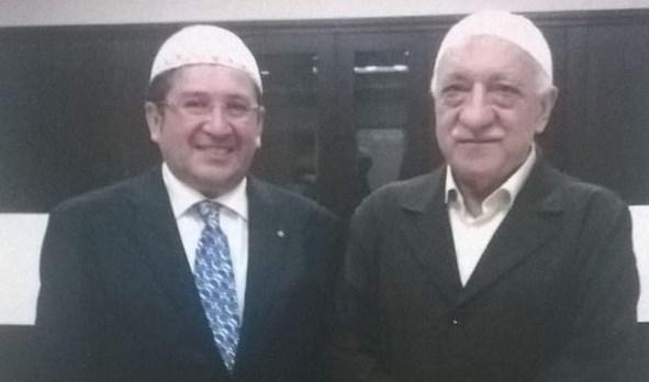 Hacı Boydak'ın FETÖ ile fotoğrafı