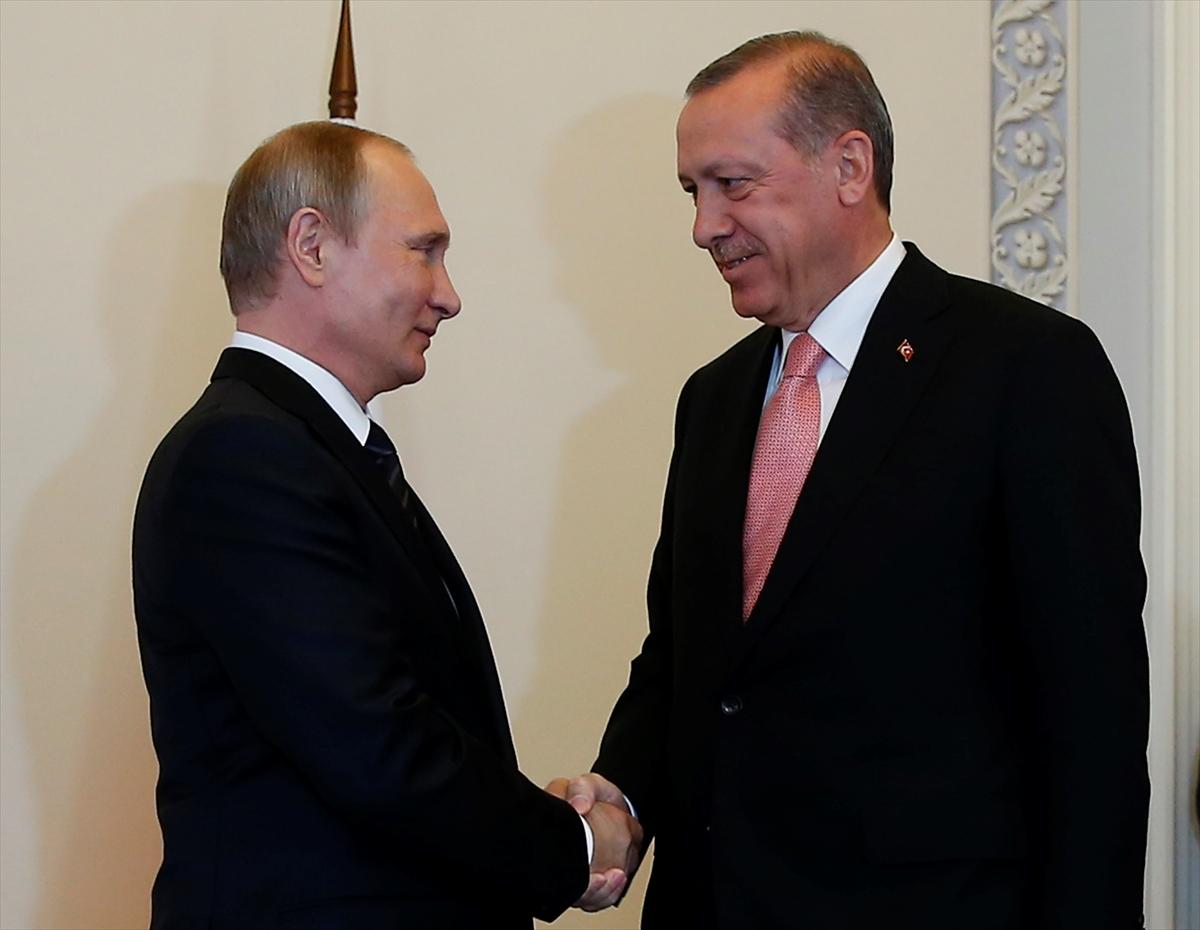 Putin darbe girişimi gecesini anlattı