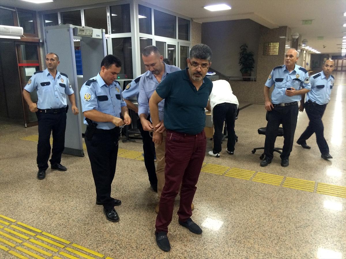 Kaçma ihtimalim yok diyen FETÖ'cü adliyeden kaçmak istedi