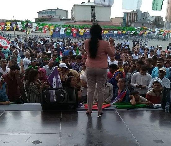 HDP'nin Ağrı mitingine ilgi az oldu