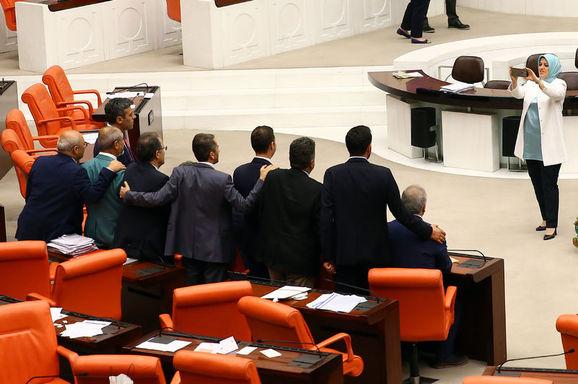 Meclis 1 Ekim tarihine kadar tatile girdi