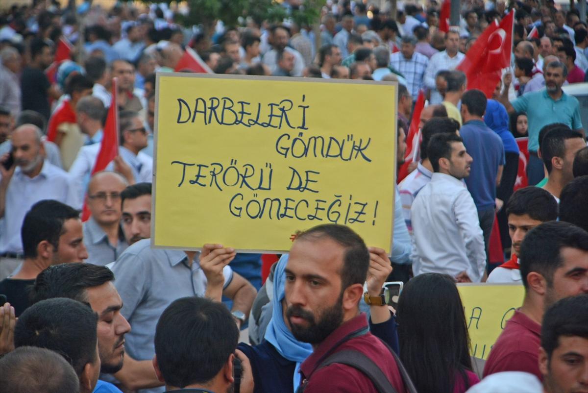 Batman'da teröre lanet yürüyüşü