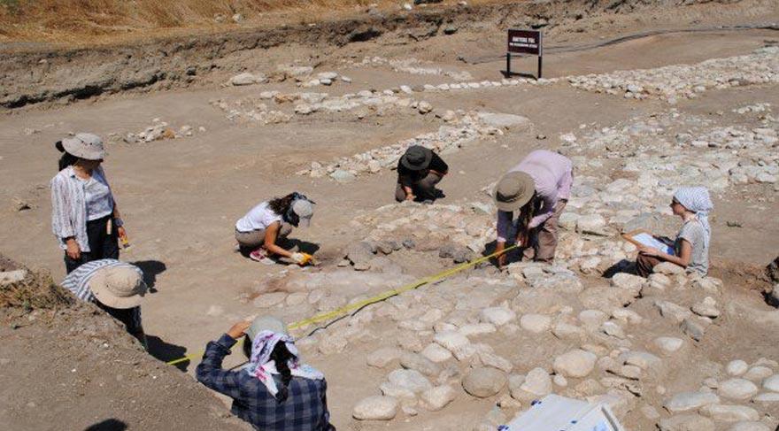 Amasya'da 2 bin 400 yıllık ateş tapınağı bulundu