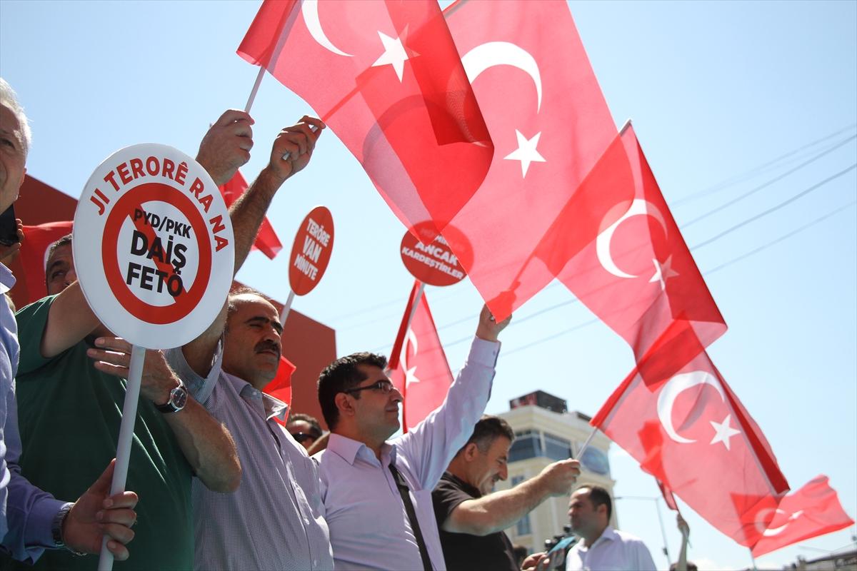 Van teröre karşı tek yürek oldu