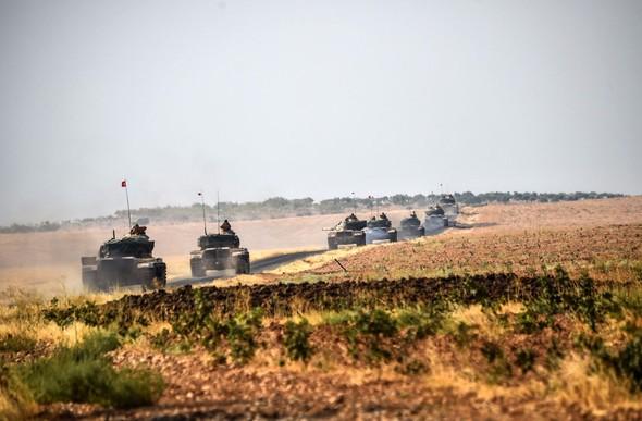 Suriye'ye tank sevkiyatı devam ediyor