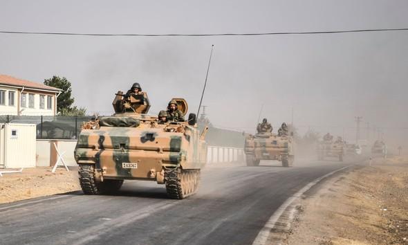 Suriye'ye tank sevkiyatı devam ediyor